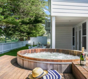 Beach Front House Outdoor Hot Tub Sauna